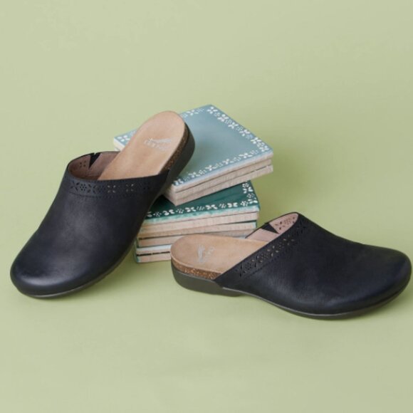 new Dansko Robbie Clogs Nubuck  255 4S2 - Picture 2 of 7